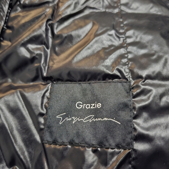 Emporio Armani Black Quilted Women's Jacket - Picture 3 of 13